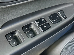 Used 2020  Hyundai Kona 4d SUV FWD SEL at Graham Auto Mall near Mansfield&comma; OH