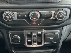 Used 2019  Jeep Wrangler Unlimited 4d SUV 4WD Sport S at Graham Auto Mall near Mansfield&comma; OH
