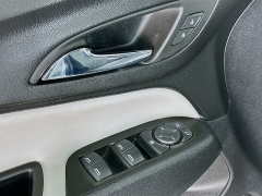 Used 2022  Chevrolet Equinox AWD 4dr LS w/1LS at Graham Auto Mall near Mansfield, OH