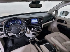 Used 2019  Chrysler Pacifica 4d Wagon Touring L Plus at Graham Auto Mall near Mansfield&comma; OH