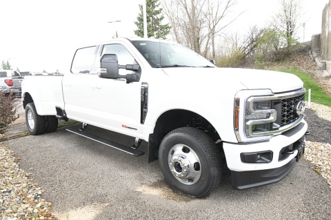 New 2026 Ford Super Duty F-350 4WD Platinum Crew Cab DRW 8' Box at Graham Automall near Mansfield, OH