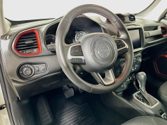Used 2023  Jeep Renegade Trailhawk 4x4 at Dutro Auto near Zanesville&comma; OH