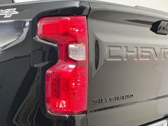 Used 2022  Chevrolet Silverado 1500 4WD Crew Cab 147" LT w&sol;2FL at Graham Auto Mall near Mansfield&comma; OH