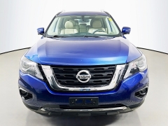 Used 2019  Nissan Pathfinder 4d SUV 4WD Platinum at Dutro Auto near Zanesville, OH