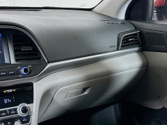 Used 2020  Hyundai Elantra 4d Sedan SEL at Dutro Auto near Zanesville, OH