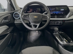 Used 2024  Chevrolet Trax FWD 4dr LT at Graham Auto Mall near Mansfield&comma; OH