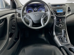 Used 2015  Hyundai Elantra 4d Sedan SE Auto at Dutro Auto near Zanesville&comma; OH