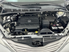 Used 2015  Toyota Sienna 4d Wagon XLE 8-Passenger at Dutro Auto near Zanesville&comma; OH