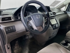 Used 2016  Honda Odyssey 4d Wagon SE at Graham Auto Mall near Mansfield&comma; OH