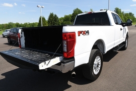 Used 2022  Ford Super Duty F-350 4WD XLT SuperCab SRW 8' Box at Dutro Auto near Zanesville&comma; OH