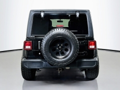 Used 2019  Jeep Wrangler Unlimited 4d SUV 4WD Sport at Dutro Auto near Zanesville&comma; OH