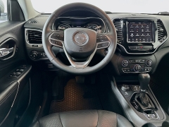 Used 2019  Jeep Cherokee 4d SUV 4WD Limited 3&period;2L at Dutro Auto near Zanesville&comma; OH