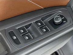 Used 2023  Volkswagen Atlas 2&period;0T SEL 4MOTION at Dutro Auto near Zanesville&comma; OH