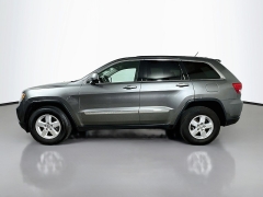 Used 2013  Jeep Grand Cherokee 4d SUV 4WD Laredo at Dutro Auto near Zanesville&comma; OH