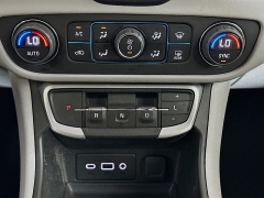 Used 2022  GMC Terrain AWD 4dr SLE at Dutro Auto near Zanesville&comma; OH
