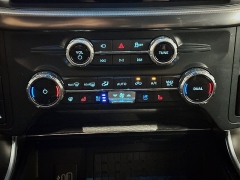 Used 2025  Ford F-150 4WD Raptor SuperCrew 5&period;5' Box at Graham Auto Mall near Mansfield&comma; OH