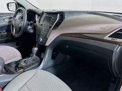 Used 2017  Hyundai Santa Fe Sport 4d SUV AWD 2&period;4L Value at Graham Auto Mall near Mansfield&comma; OH