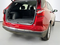 Used 2020  Chevrolet Equinox 4d SUV FWD LT w&sol;2FL at Dutro Auto near Zanesville&comma; OH