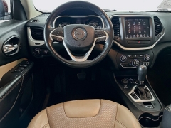 Used 2015  Jeep Cherokee 4d SUV 4WD Limited at Dutro Auto near Zanesville&comma; OH