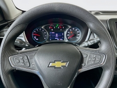 Used 2021  Chevrolet Equinox FWD 4dr LT w/1LT at Dutro Auto near Zanesville, OH