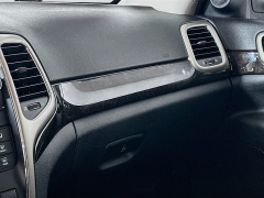 Used 2013  Jeep Grand Cherokee 4d SUV 4WD Laredo at Dutro Auto near Zanesville&comma; OH
