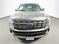 Used 2019  Ford Expedition 4d SUV 4WD XLT at Dutro Auto near Zanesville, OH