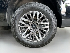 Used 2025  Chevrolet Tahoe 4WD 4dr Z71 at Dutro Auto near Zanesville&comma; OH