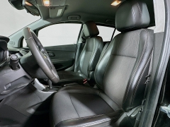 Used 2020  Chevrolet Trax 4d SUV FWD LT at Dutro Auto near Zanesville&comma; OH