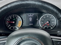 Used 2020  Jeep Renegade 4d SUV 4WD Latitude at Dutro Auto near Zanesville&comma; OH