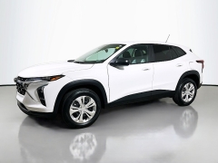 Used 2024  Chevrolet Trax FWD 4dr LS at Dutro Auto near Zanesville&comma; OH