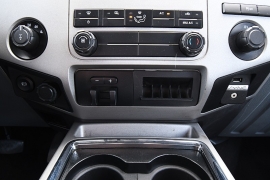 Used 2015  Ford Super Duty F-250 4WD Crew Cab XLT Longbed at Dutro Auto near Zanesville&comma; OH