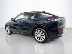 Used 2024  Buick Envista FWD 4dr Avenir at Dutro Auto near Zanesville&comma; OH