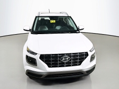New 2026  Hyundai Venue SEL FWD at Dutro Auto near Zanesville&comma; OH