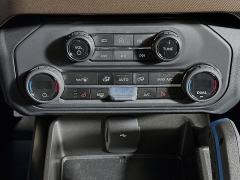 Used 2023  Ford Bronco Outer Banks 2 Door Advanced 4x4 at Graham Auto Mall near Mansfield&comma; OH