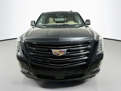 Used 2019  Cadillac Escalade 4d SUV 4WD Platinum at Graham Auto Mall near Mansfield&comma; OH
