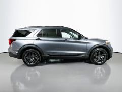 Used 2025  Ford Explorer ST-Line 4WD at Dutro Auto near Zanesville, OH