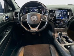 Used 2021  Jeep Grand Cherokee Laredo X 4x4 at Dutro Auto near Zanesville, OH