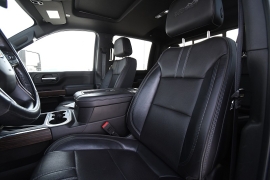 Used 2022  Chevrolet Silverado 2500HD 4WD Crew Cab 159" High Country Dsl at Dutro Auto near Zanesville&comma; OH