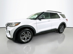 New 2026  Ford Explorer Active w&sol;200A Pkg 4WD at Dutro Auto near Zanesville&comma; OH