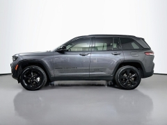 Used 2023  Jeep Grand Cherokee Limited 4x4 at Graham Auto Mall near Mansfield&comma; OH