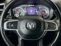 Used 2021  Ram 1500 4WD Big Horn Crew Cab 5'7" Box at Dutro Auto near Zanesville&comma; OH