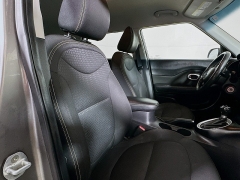 Used 2016  Kia Soul 4d Hatchback &plus; at Dutro Auto near Zanesville&comma; OH