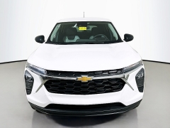 New 2026  Chevrolet Trax FWD 4dr LS at Dutro Auto near Zanesville&comma; OH