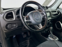 Used 2020  Jeep Renegade 4d SUV 4WD Latitude at Dutro Auto near Zanesville&comma; OH