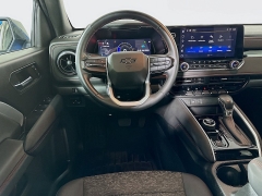 Used 2024  Chevrolet Colorado 4WD Crew Cab Z71 at Dutro Auto near Zanesville&comma; OH