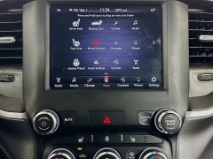 Used 2021  Ram 1500 4WD Big Horn Crew Cab 5'7" Box at Dutro Auto near Zanesville&comma; OH