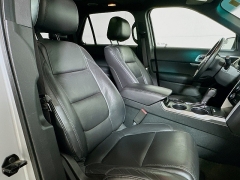 Used 2014  Ford Explorer 4d SUV FWD XLT at Dutro Auto near Zanesville&comma; OH