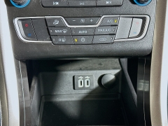 Used 2019  Ford Fusion 4d Sedan FWD SE 2&period;5L at Dutro Auto near Zanesville&comma; OH