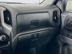 Used 2020  Chevrolet Silverado 1500 4WD Crew Cab Custom at Dutro Auto near Zanesville&comma; OH