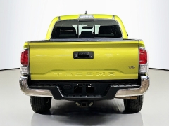 Used 2023  Toyota Tacoma 4WD TRD Off Road Double Cab 5ft Bed V6 AT at Graham Auto Mall near Mansfield&comma; OH
